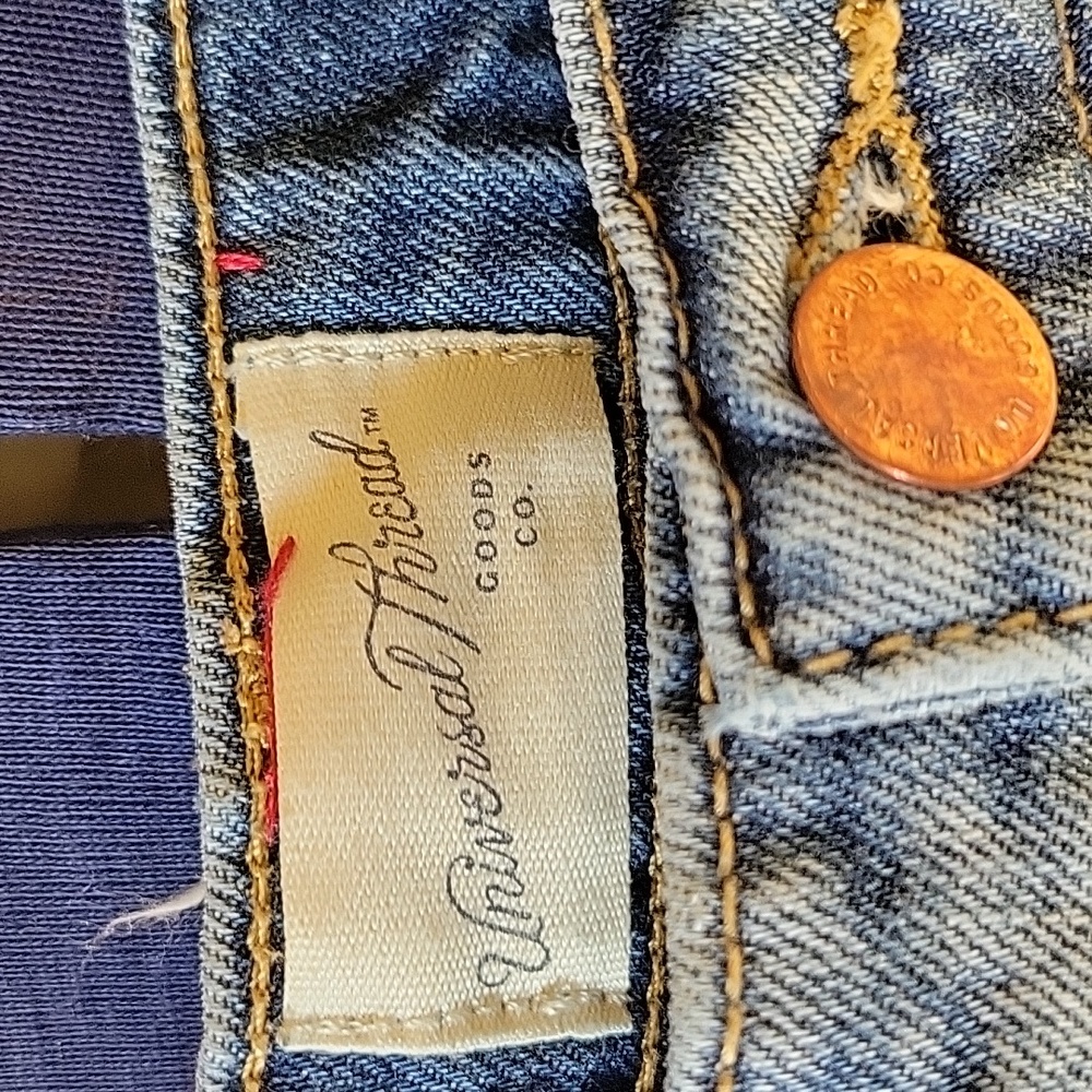 HAND CRAFTED Jeans UPCYCLED Blue Denim Patchwork Bird Floral Applique Size 10 - Picture 12 of 17